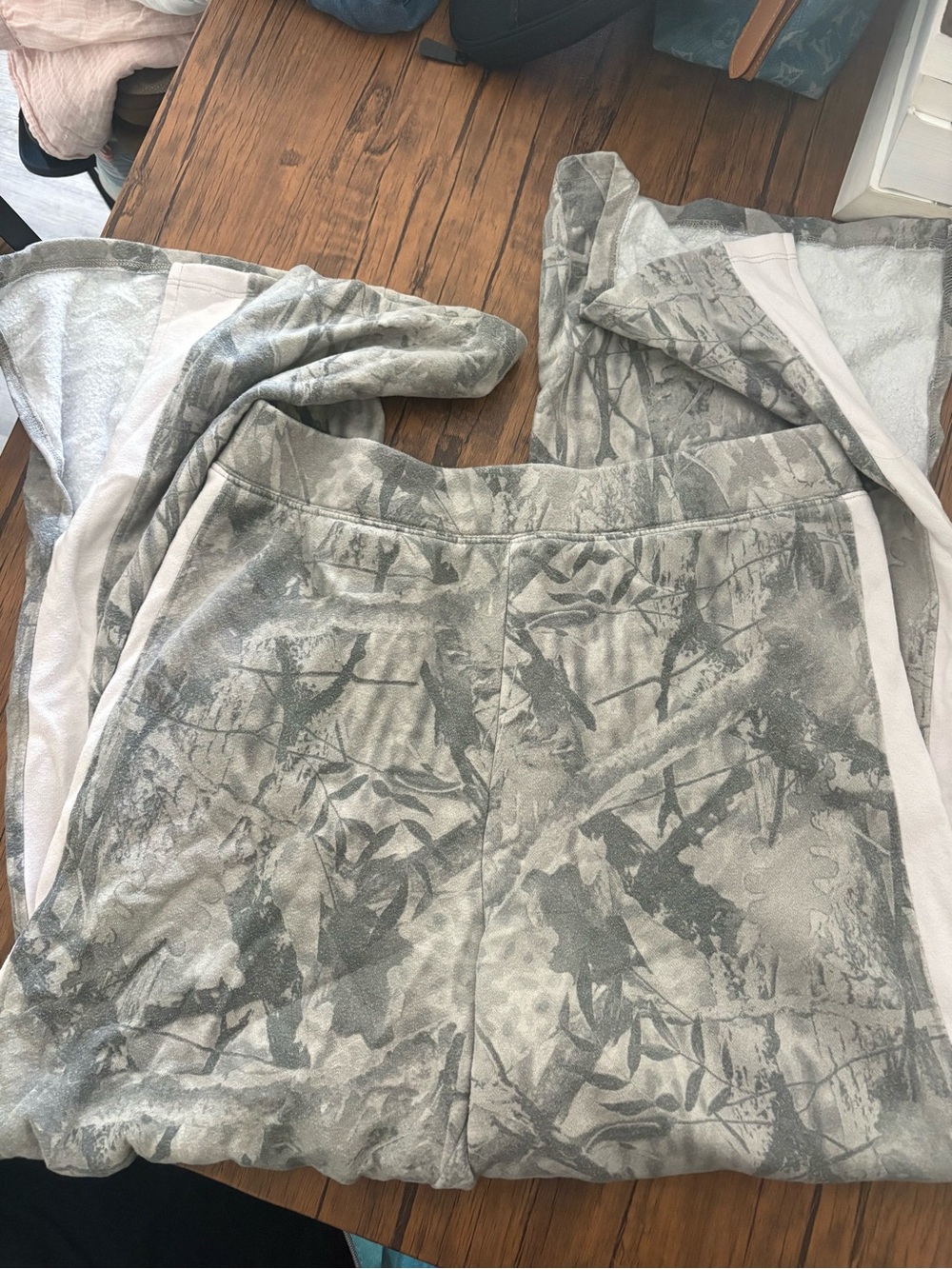 Grayson Threads Gray Abstract Lounge Pants